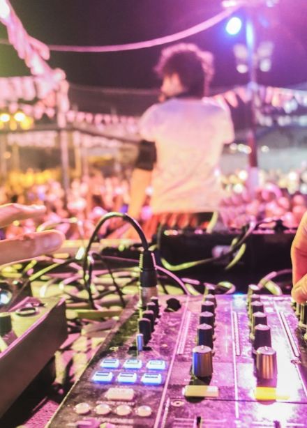 Tribute Show «Руки Вверх» и Супер-дискотека 90-х и 00-х