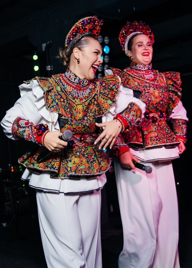 Версия народная